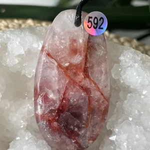 Pendentif Quartz Hématoïde Rouge sur cordon réglable N.592