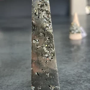 Pyrite Obélisque N.F2